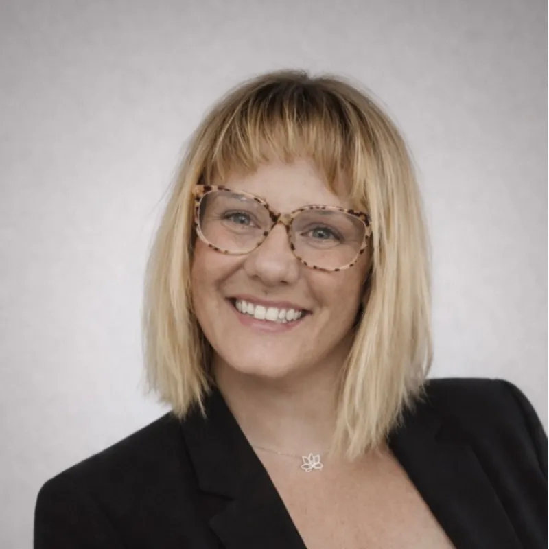 Aurora Thompson - Medicare Agent in Colebrook, CT
