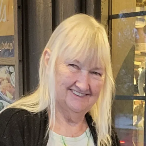 Debbi Wallace - Medicare Agent in Wichita, KS
