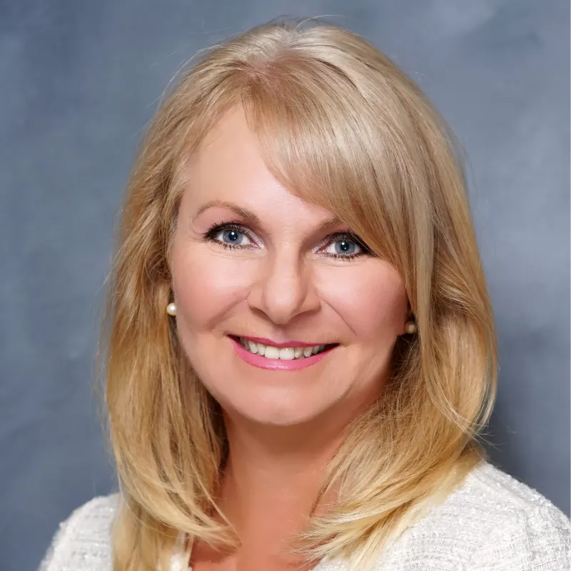 Deina Hildebrand - Medicare Agent in Ramona, CA