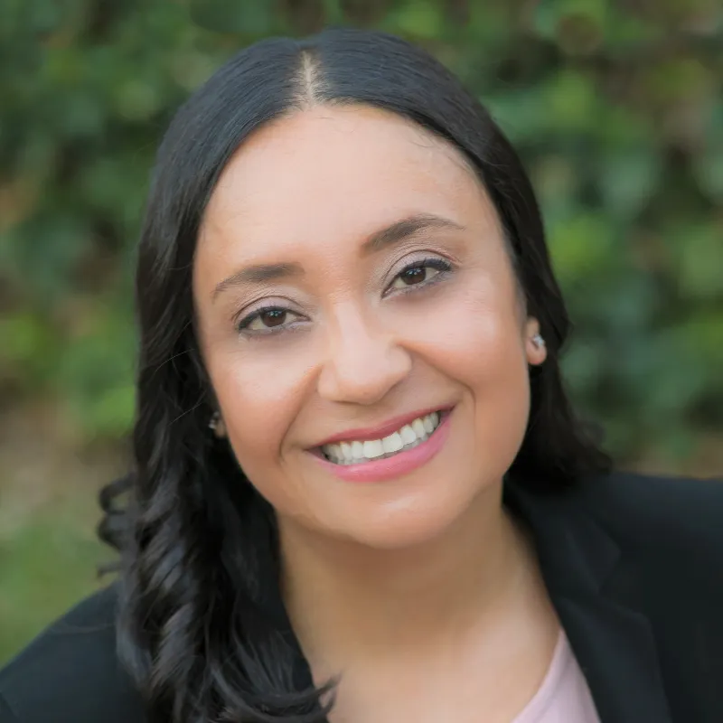 Esmeralda Yniguez - Medicare Agent in Agoura Hills, CA