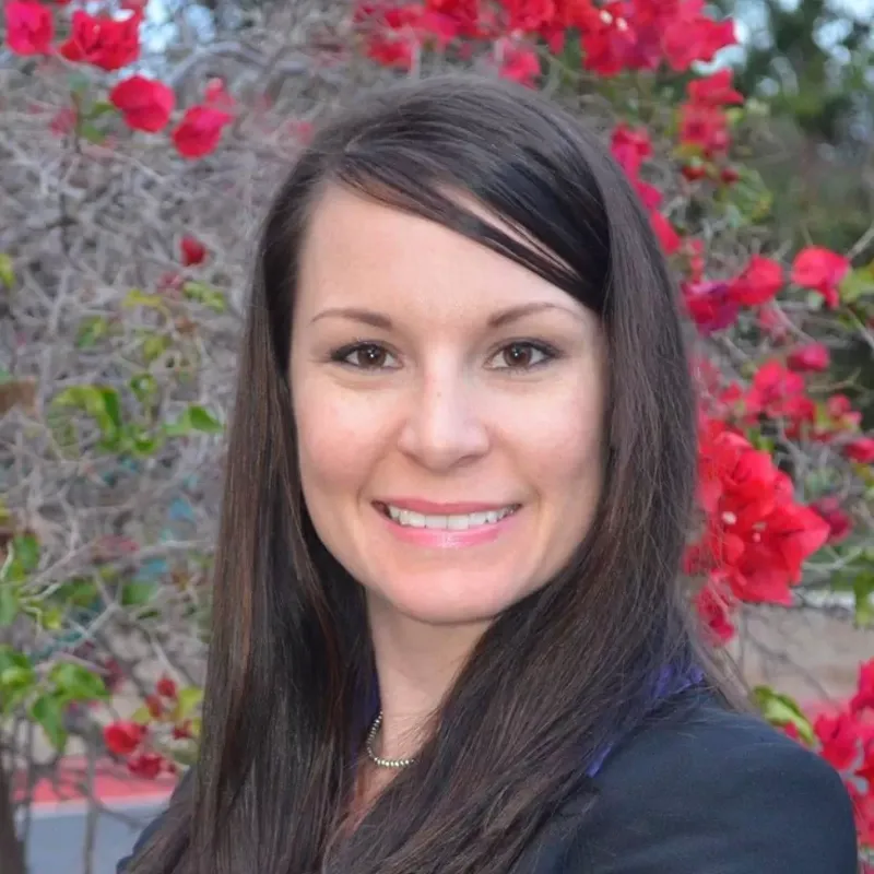 Jennifer Santos - Medicare Agent in San Diego, CA