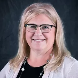 Julie Fischer - Medicare Agent in Yankton, SD