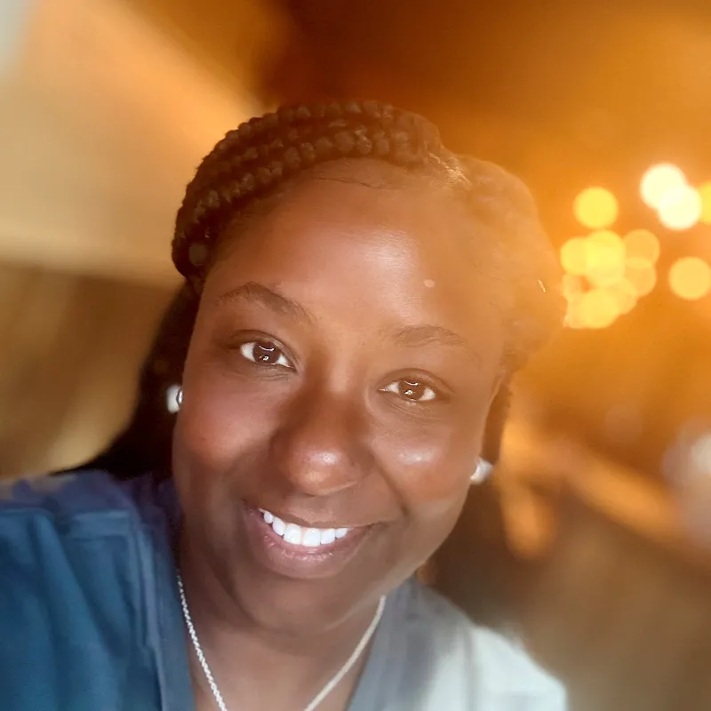 Lacresha Holliday Medicare Agent North Liberty, IA 52317