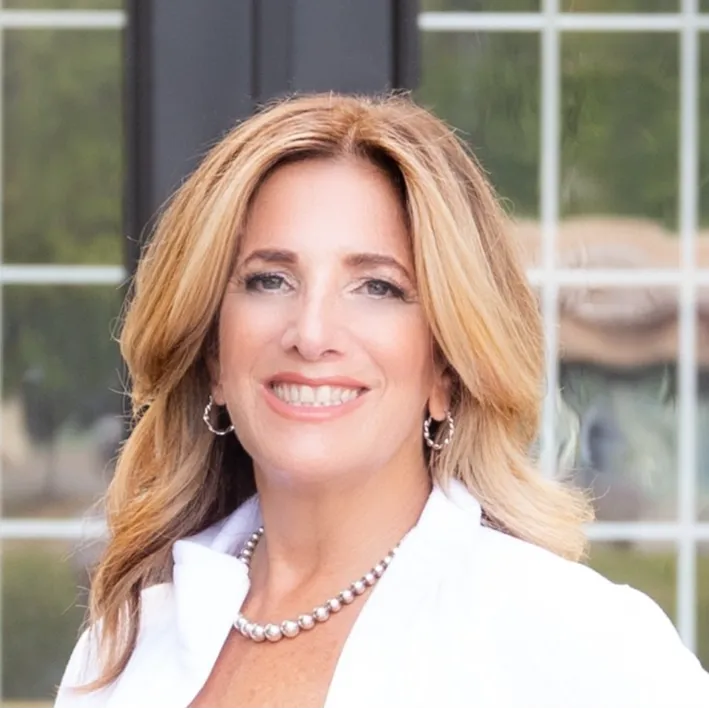 Laurie Marks - Medicare Agent in Nolensville, TN