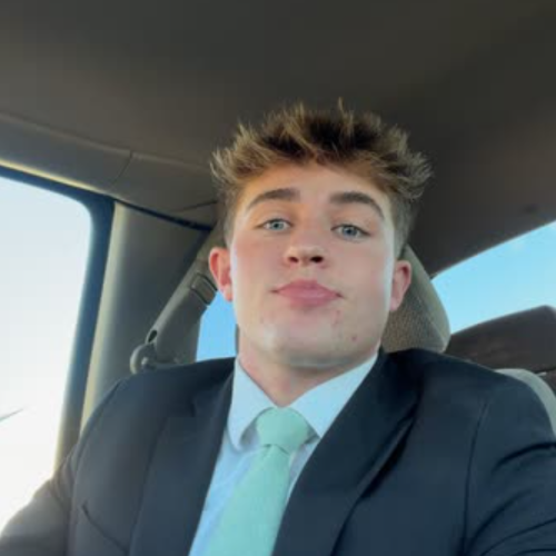 Logan Blair Medicare Agent Bloomington, MN 55122
