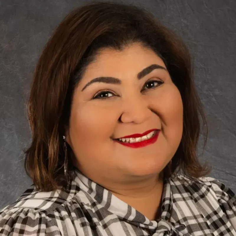 Luisa Alvarado - Medicare Agent in Miami, FL