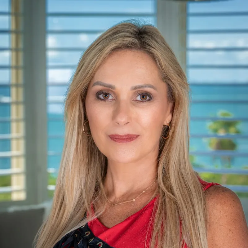 Lynn Hunter - Medicare Agent in Bee Ridge, FL