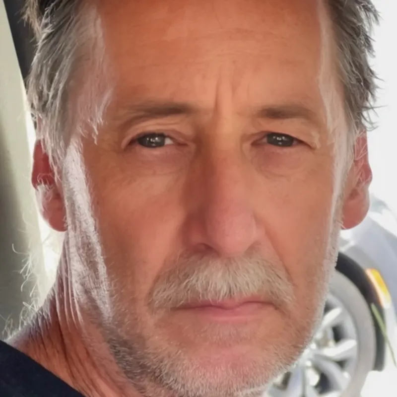Michael Holley Medicare Agent Williamsburg, FL 32821