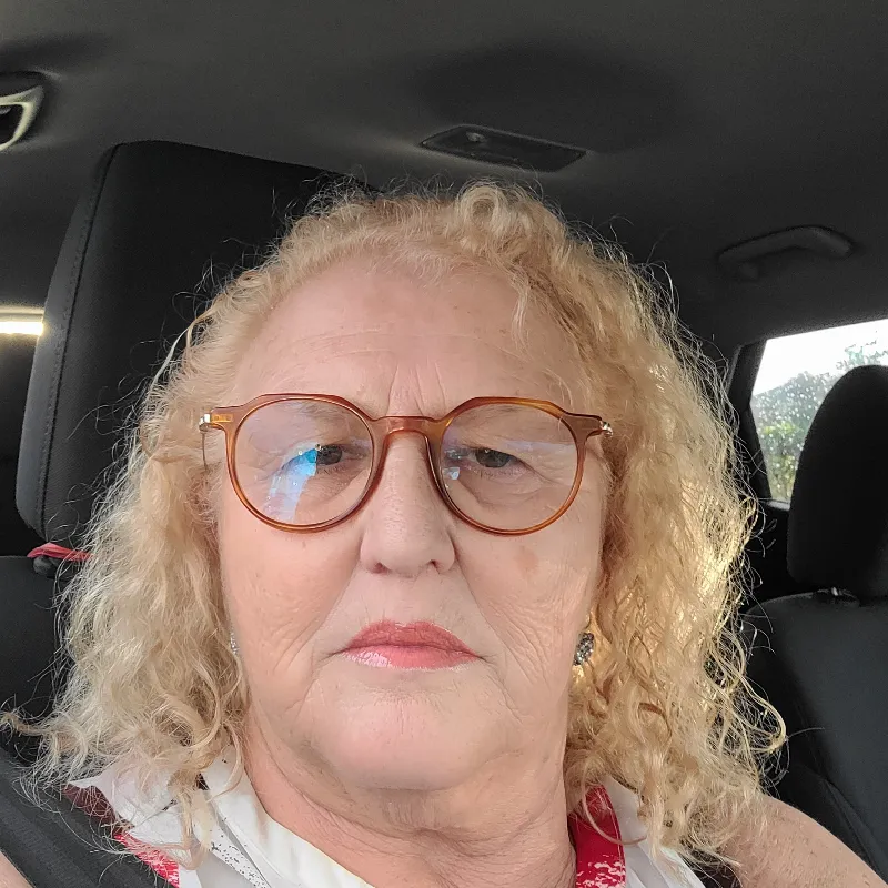 Nora Alishahi - Medicare Agent in Orlando, FL