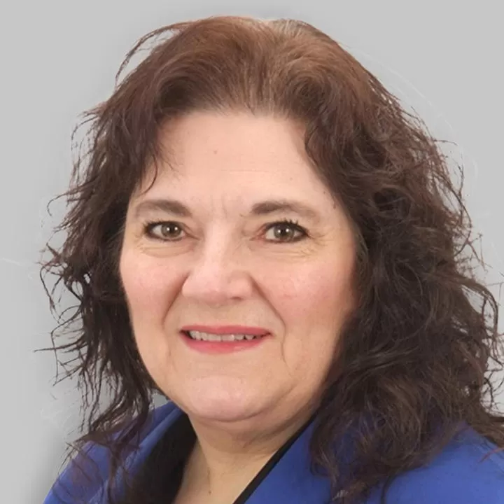 Paula Uhlenbrauck - Medicare Agent in Appleton, WI