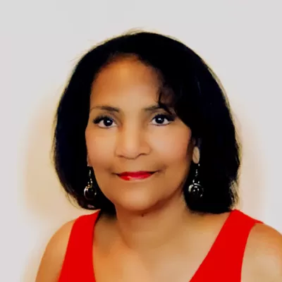 Regina Smith - Medicare Agent in Mchenry, IL