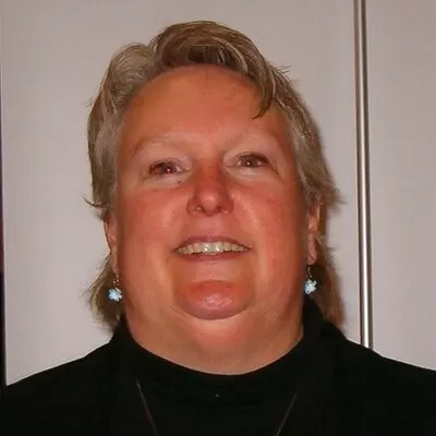 Robin Smith - Medicare Agent in Rochester, MA