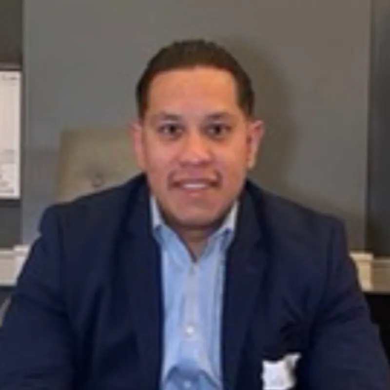 Sergio Mena - Medicare Agent in Santa Clarita, CA