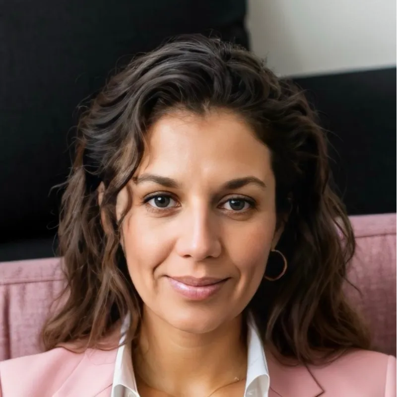 Xenia Diniz - Medicare Agent in San Diego, CA