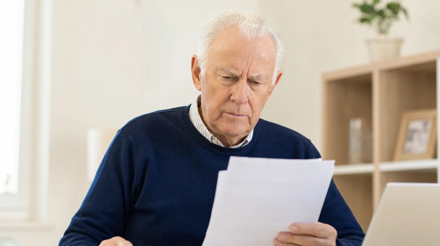 How to Pay Your Medicare Premiums: Social Security Deductions, Easy Pay, and What Happens If You Miss a Payment